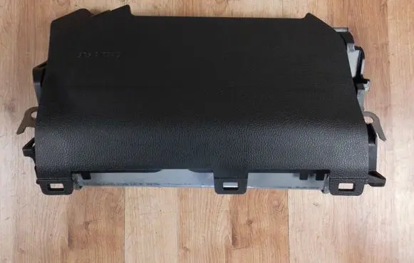 Toyota RAV 4 (XA50) Knee airbag 7390042050C0