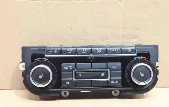 Volkswagen Golf VI Climate control unit 5K0907044EA