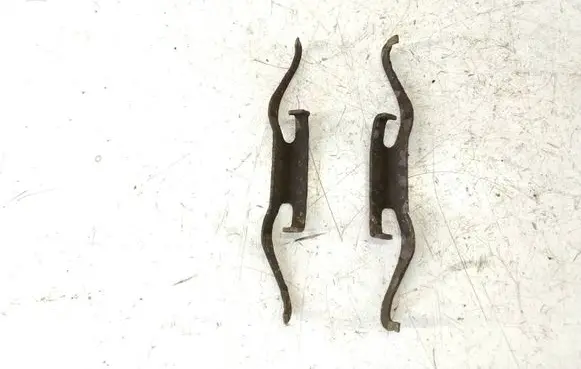 Volkswagen Transporter - Caravelle T5 Front brake pad spring 