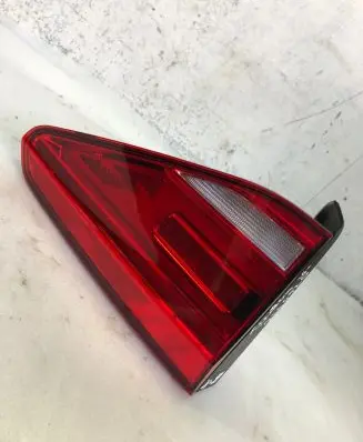 Volkswagen Touran III Tailgate rear/tail lights 5ta945093d