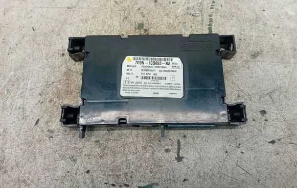 Volvo XC60 Bluetooth control unit module 7G9N10D893BA 31282130AA 31282129AA