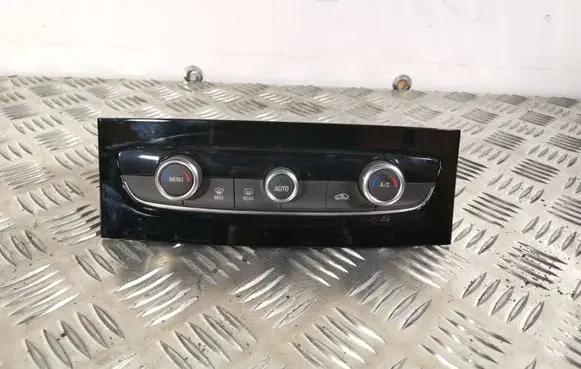 Opel Grandland X Climate control unit 98224347YX