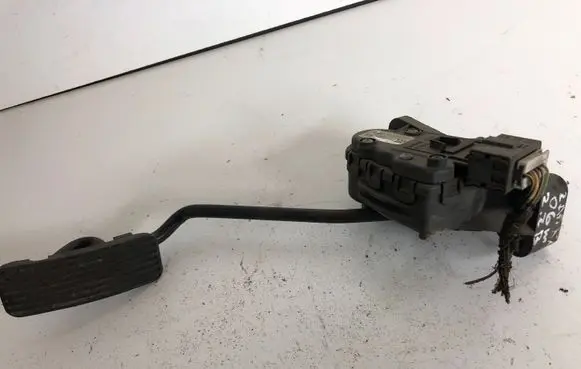 Opel Zafira B Accelerator throttle pedal 9202343BW