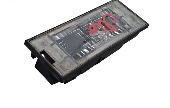 Renault Clio IV Number plate light 1090084