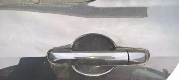 Suzuki Swift I Front door exterior handle