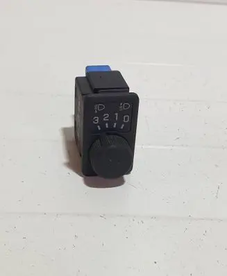 Nissan Primera Headlight level height control switch 37044A 044003