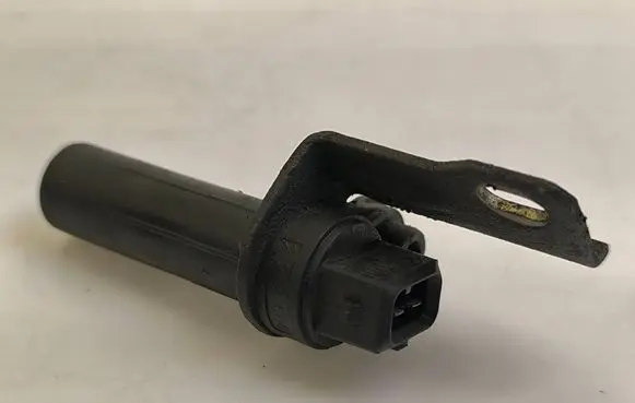 BMW 5 E39 Crankshaft position sensor 2243560