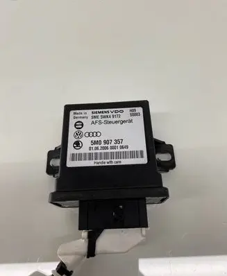 Volkswagen PASSAT B6 Light module LCM 5M0907357 5WK49172