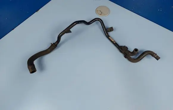 Volkswagen Touareg I Engine coolant pipe/hose 07Z121064C 07Z121065F