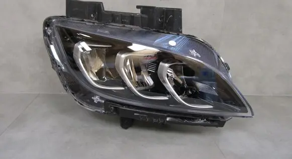Hyundai Kona I Headlight/headlamp 92102J9600 A26R R009A2613QL