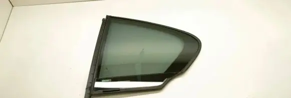 Rear vent window glass