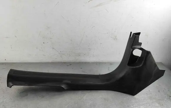 Volvo XC40 Front sill trim cover 31469223