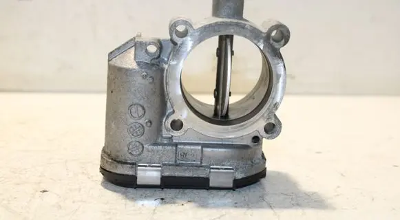 Mercedes-Benz C W204 Throttle valve A6460900970