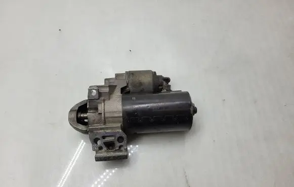 BMW 5 F10 F11 Starter motor 8515900