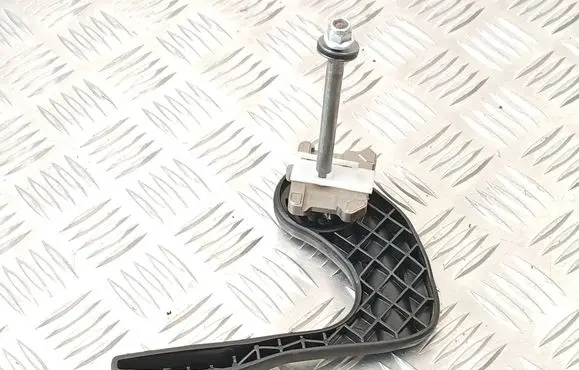 Audi Q3 8U Steering wheel adjustment handle/lever 563116E