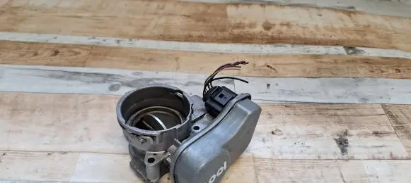 Seat Alhambra (Mk1) Throttle valve 03G128063B 03G128063