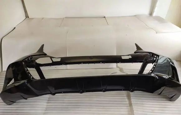 BMW 5 G60 Front bumper 51118084653 15857711