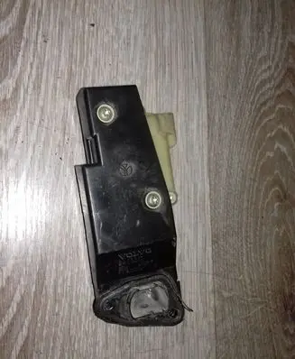 Fuel tank cap lock motor