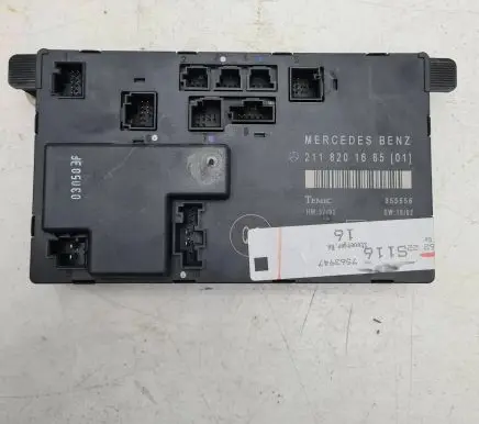 Mercedes-Benz E W211 Door control unit/module 2118201685 355556