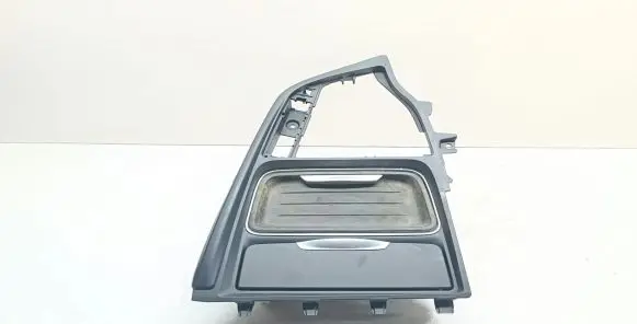BMW 4 F32 F33 Cup holder 9218926 51169218926
