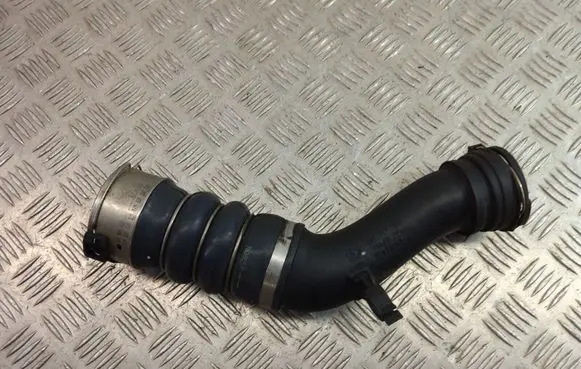 BMW X3 F25 Air intake hose/pipe 7601875