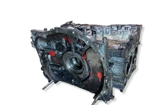 Subaru Outback Engine block U299938 57D68 57D49