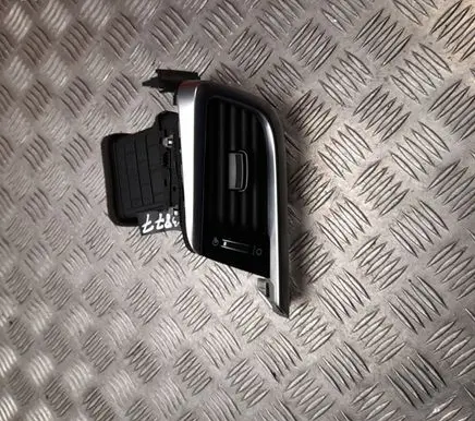 Hyundai Kona I Dashboard side air vent grill/cover trim 84795D4900