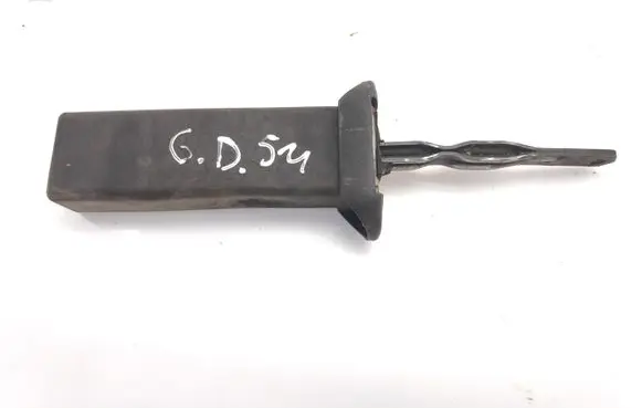 Nissan Pathfinder R50 Rear door check strap stopper