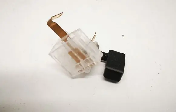 Skoda Octavia Mk2 (1Z) Glove box lock 1J0947311
