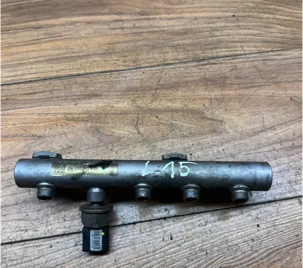 Audi A4 S4 B6 8E 8H Fuel main line pipe 059130089AB
