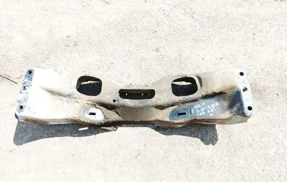 Subaru Outback Front subframe