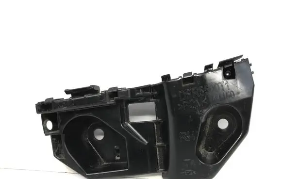 Mazda CX-30 Front bumper mounting bracket DFR5500T1