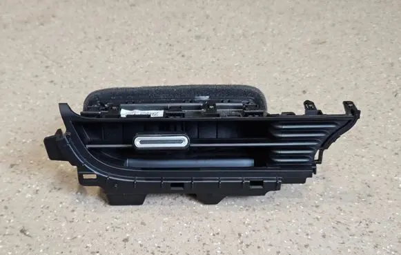 Hyundai Ioniq 5 Dashboard side air vent grill/cover trim 97480GI000