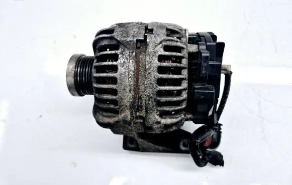 Volvo V70 Generator/alternator 30658085 0124525060 14V75140A