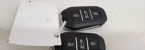 Peugeot 508 Ignition key/card 
