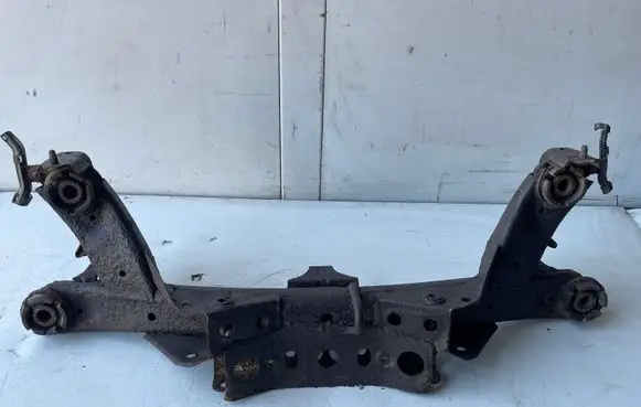 Toyota Avensis T250 Front subframe