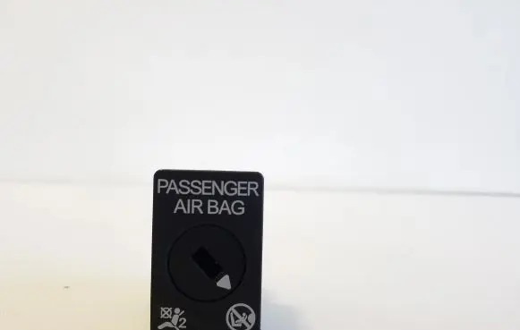 Audi Q3 F3 Passenger airbag on/off switch 5Q0919237