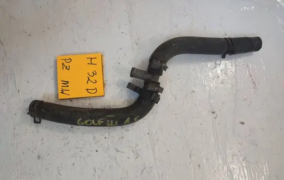 Volkswagen Golf III Engine coolant pipe/hose 1H0819