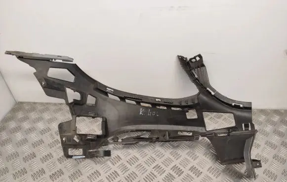 Mercedes-Benz E W213 Front bumper mounting bracket A2138850865