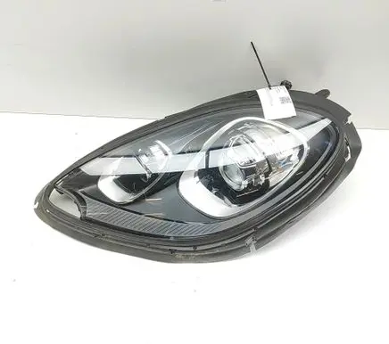 Porsche Macan (95B) Headlight/headlamp 95B941031CR