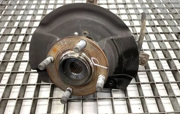 Mitsubishi Mirage VI G4 Attrage Front wheel hub spindle knuckle