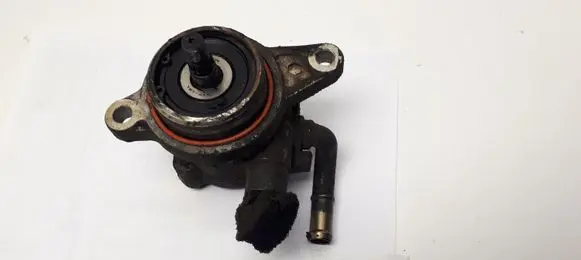 Nissan Almera Tino Power steering pump 0Z251007 4U105
