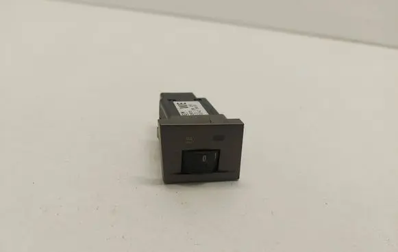Opel Vectra C Seat heating switch 13138251 32429810 2935