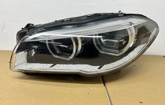 BMW 5 F10 F11 Headlight/headlamp 7352481