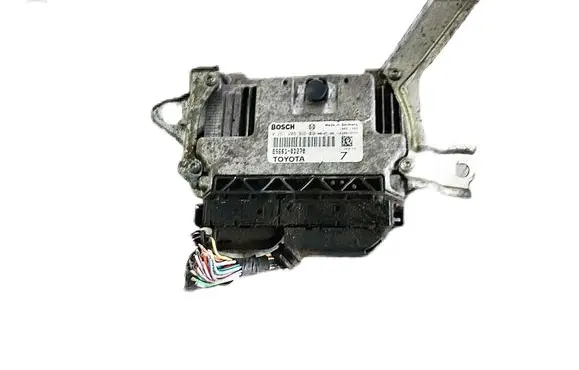 Toyota Yaris Engine control unit/module ECU 896610D270