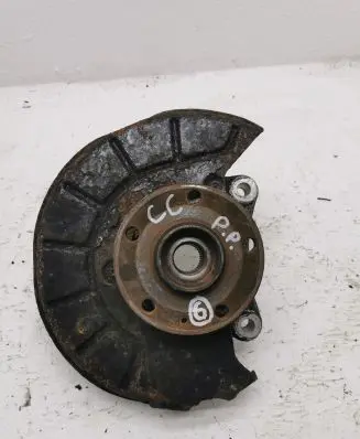 Volkswagen PASSAT CC Front wheel hub