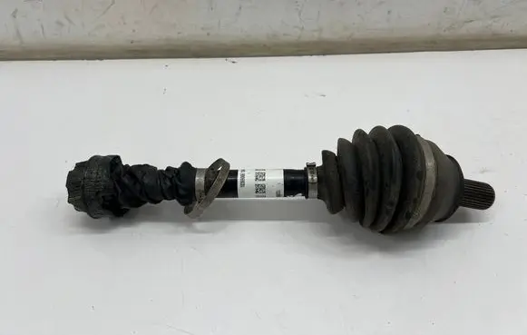 Mercedes-Benz CLA C118 X118 Front driveshaft A1773305500