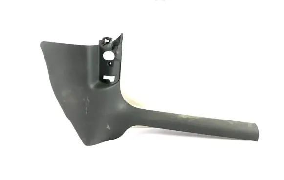 Audi A3 S3 8V Front sill trim cover 8V4867272A