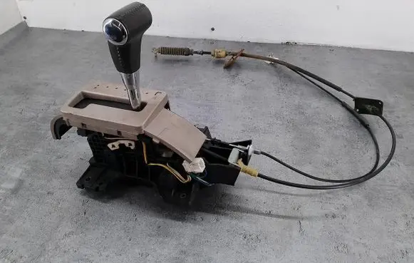 Nissan Navara Gear shifter/selector