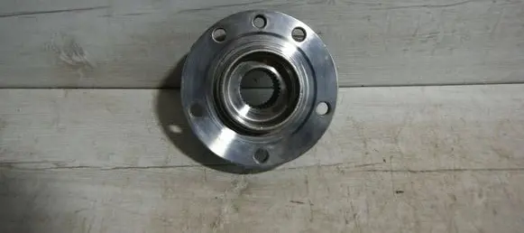 Jeep Cherokee Front wheel bearing hub KLP-CH-072